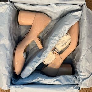Prada patent round heels pump with maryjane strap like new with box